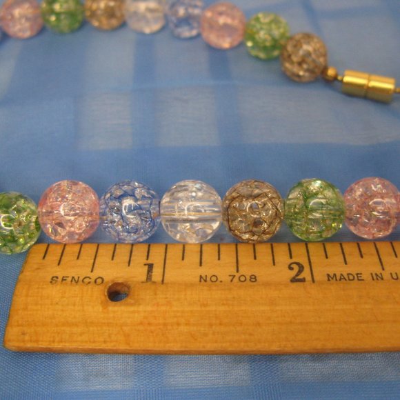 Translucent Pastel Crackle Bead Necklace 21" L - Picture 6 of 6